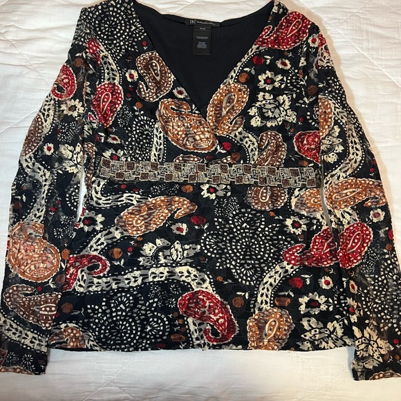 Cute multi-patterned blouse - Picture 3 of 4